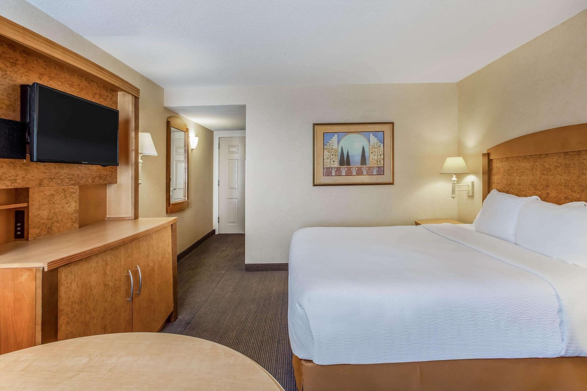 La Quinta By Wyndham Islip - Macarthur Airport Bohemia Dış mekan fotoğraf