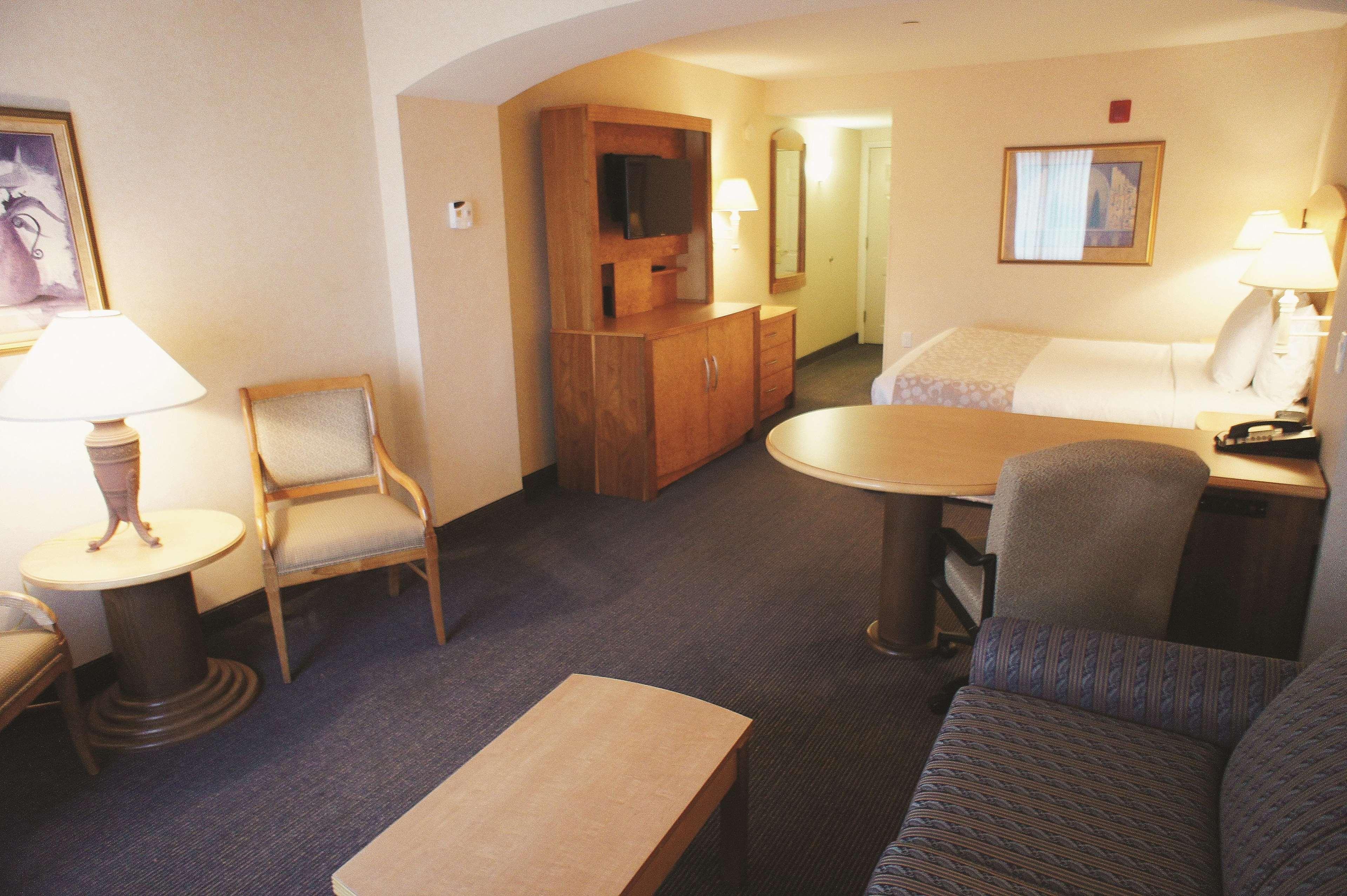 La Quinta By Wyndham Islip - Macarthur Airport Bohemia Dış mekan fotoğraf