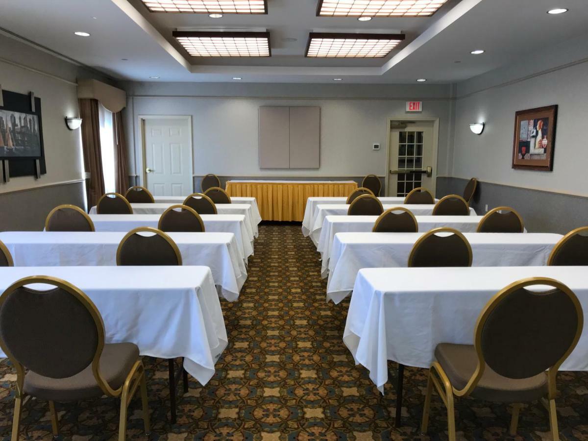 La Quinta By Wyndham Islip - Macarthur Airport Bohemia Dış mekan fotoğraf